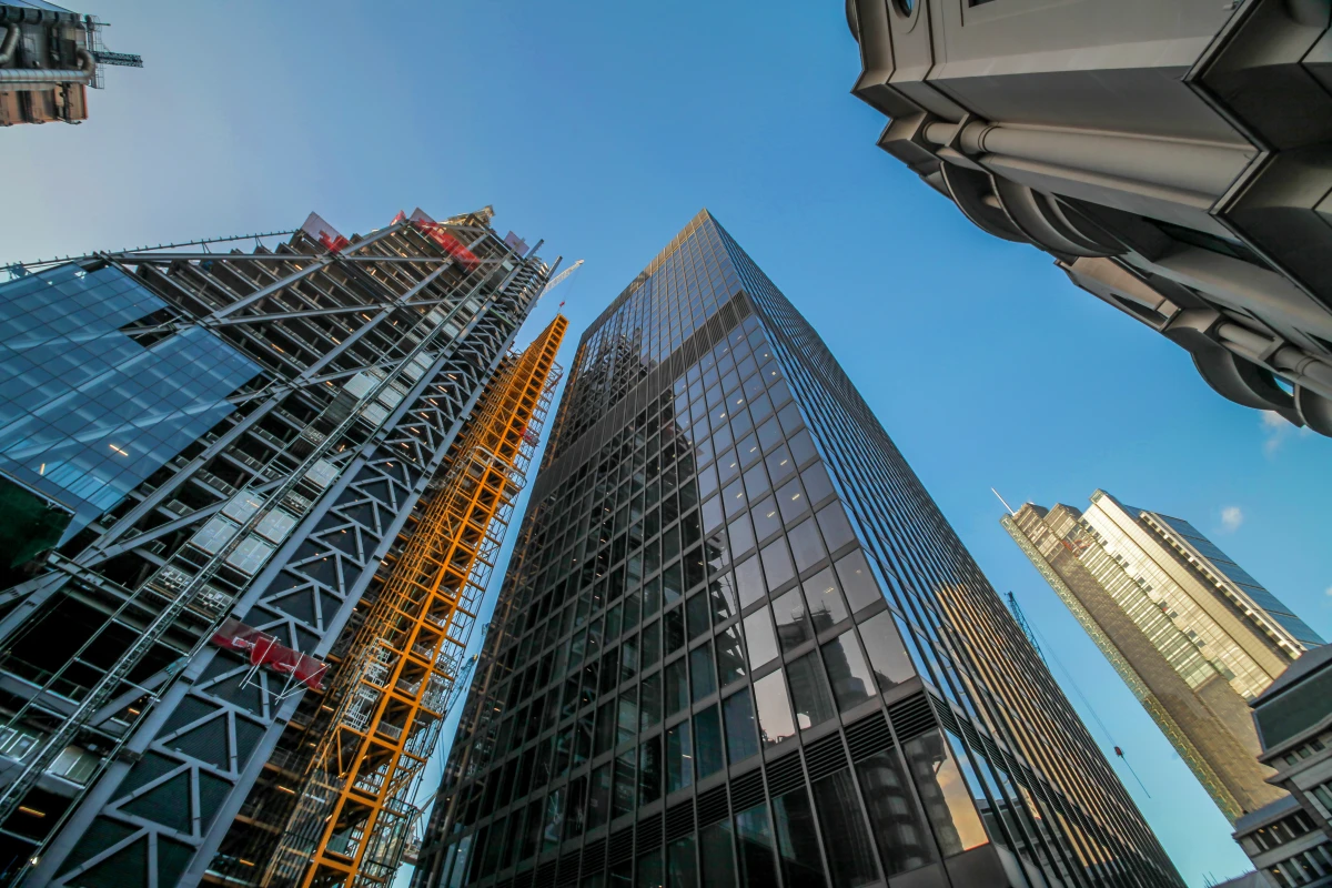 Estimation local commercial : prix de vente vide ou en location