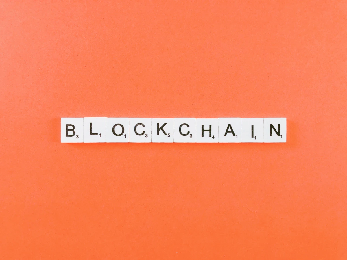 La révolution blockchain dans l'immobilier : vers des transactions plus sûres et transparentes